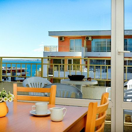Crown And Imperial Apartments Свети Влас Екстериор снимка