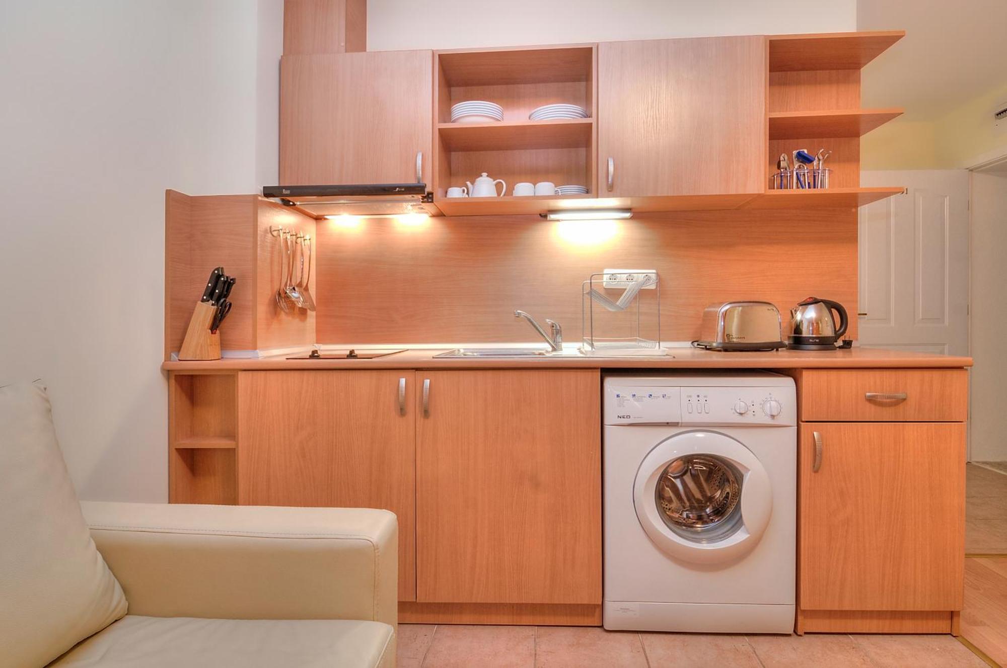 Crown And Imperial Apartments Свети Влас Екстериор снимка
