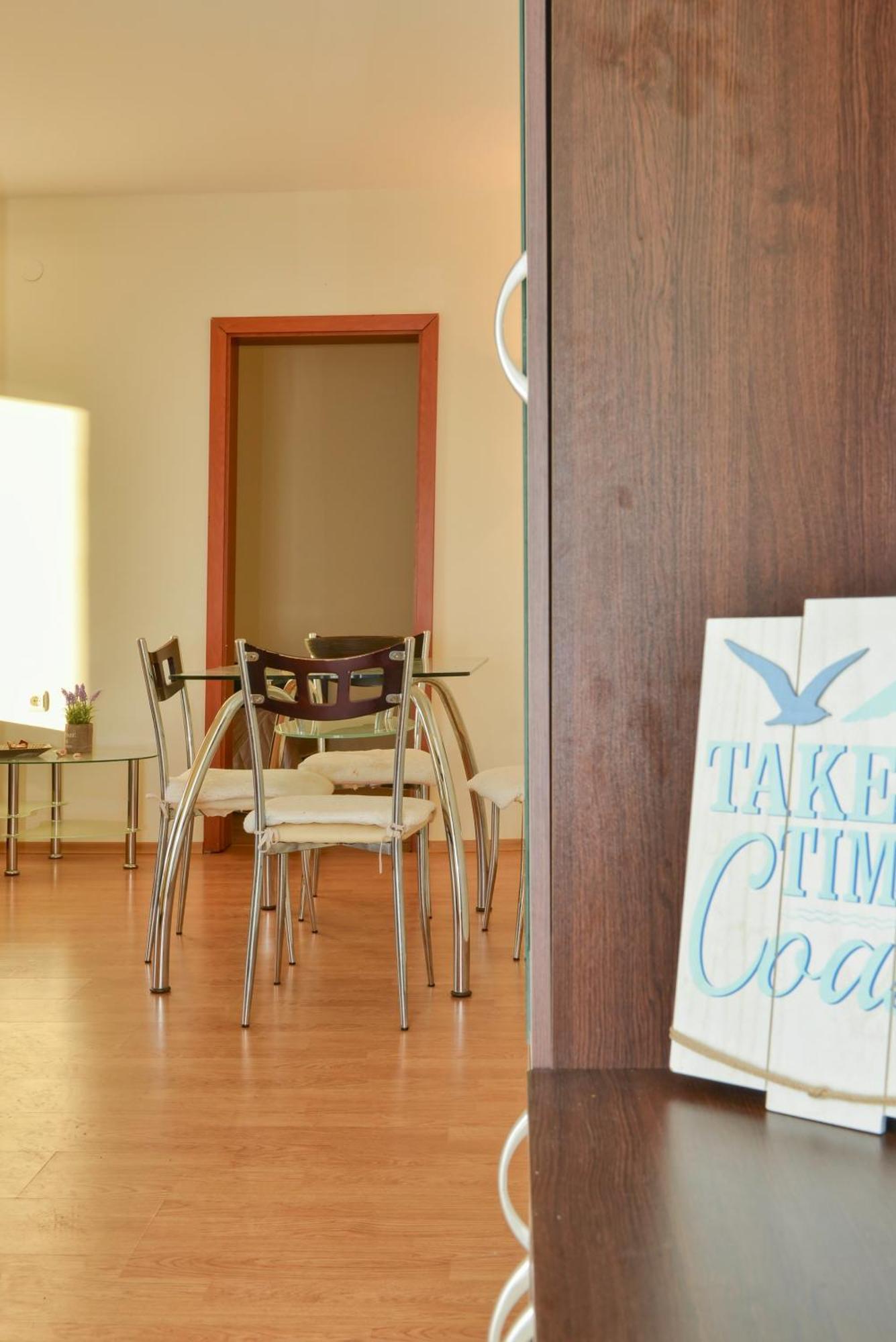 Crown And Imperial Apartments Свети Влас Екстериор снимка